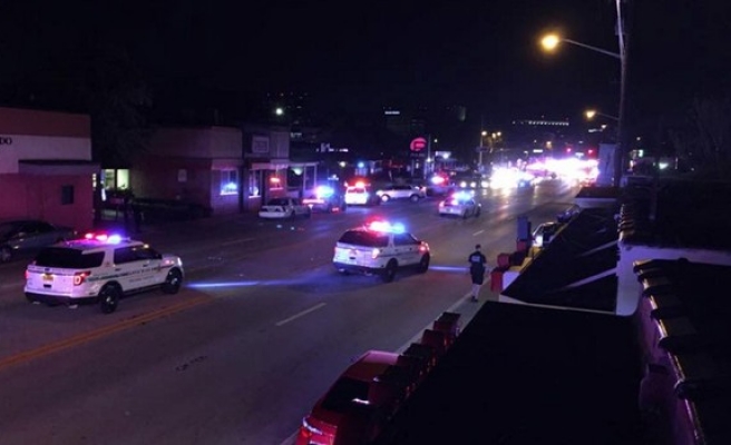 Florida'da bir gece kulübünde silahlı saldırı: 20 kişi vuruldu