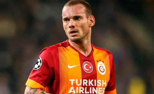 Galatasaray'dan Sneijder'e tarihi ceza!