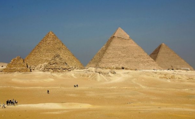 Giza Piramitleri'nde gizemli keşif