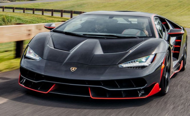 Lamborghini'nin en özel aracı 4 milyon dolara satılık