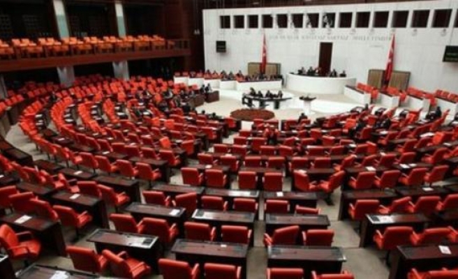Meclis’te liseli kıza 4 ay süren taciz skandalı
