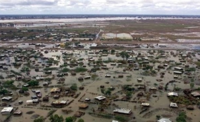Mozambik'teki Kasırga Ve Sel