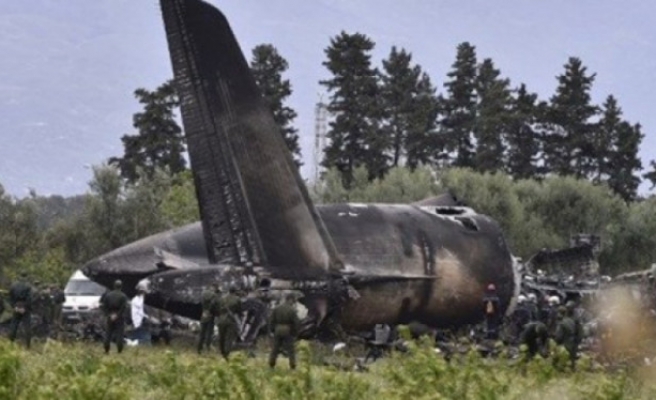 Nijerya'da Askeri Uçak Düştü