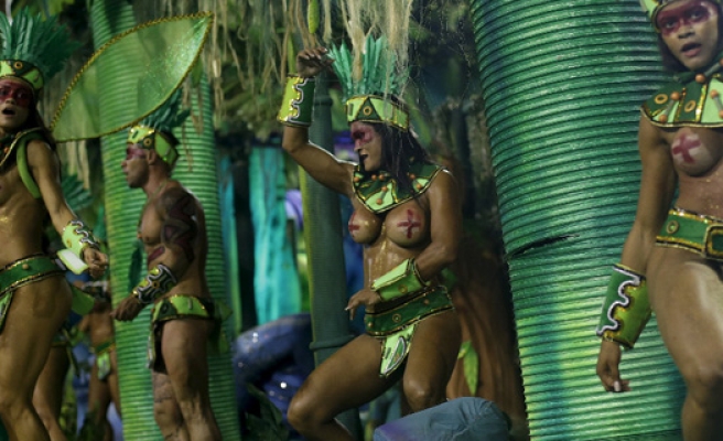 Rio Karnavalı 'Zika' gölgesinde başladı
