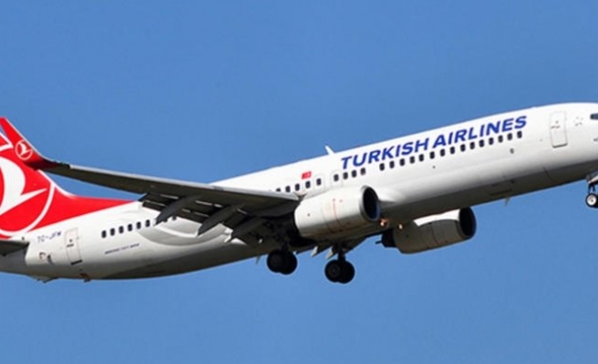 Türk Hava Yolları Uçağı Ercan'da Arıza Yaptı