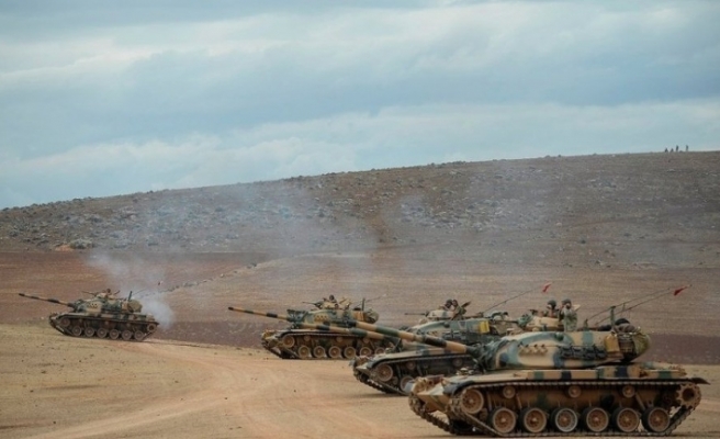 Türkiye YPG mevzilerini bir kez daha vurdu