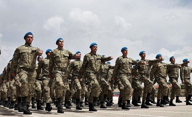 Türkiye'de yeni askerlik sisteminin detayları açıklandı