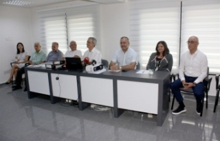 Lİ-KOOP Yönetim Kurulu Basın Toplantısı Düzenledi