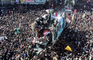 İran'da bugün milli yas ilan edildi