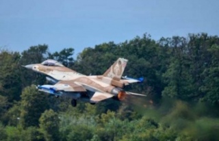 BAE Yunanistan ordusuna destek için Girit’e 4 F-16...