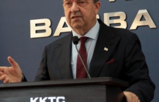 Bakanlar Kurulu öncesinde Başbakan Tatar açıklamalarda...