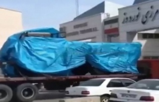 İran, Ermenistan’a gönderilen kamyonların geçişini...