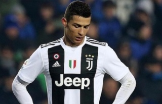 Cristiano Ronaldo, koronavirüse yakalandı