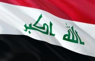 Irak'ta, Meclis'in feshedilmesi için imza...