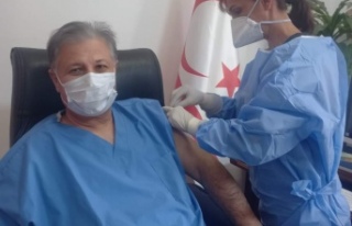 Sağlık Bakanı Dr Ali Pilli 2. doz aşısını yaptırdı