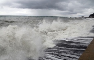 Meteoroloji Dairesi denizde fırtına ihbarı yaptı