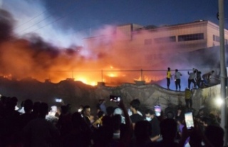 Irak'ta dün gece Covid-19 hastanesinde yangın...