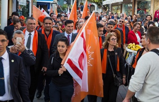 Başbakan ve UBP’li adaylar Lefkoşa’yı gezdi