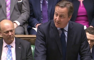 Cameron: İngiltere AB'den çıkarsa barış riske...