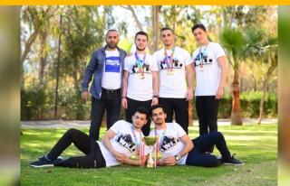 DAÜ Satranç Takımı Türkiye Şampiyonu