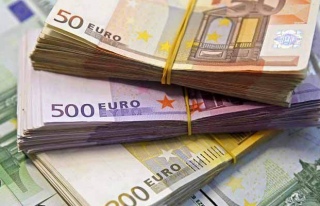 Euro ve Sterlin tarihi rekor kırdı