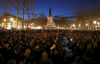 Fransa'da 'Gece Ayakta' eylemleri