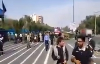 İran’da askeri geçit törenine saldırısı