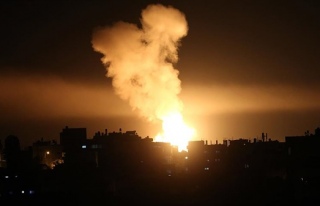 İsrail'den Gazze'ye Topçu Ateşi
