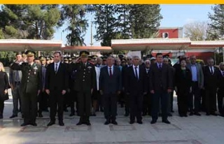Lefkoşa Atatürk Anıtı'nda 23 Nisan Töreni Düzenlendi