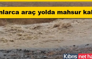 Lefkoşa - Girne yolu sular altında, trafik durdu