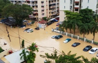 Malezya’da fırtına: 5 bin 478 kişi tahliye edildi