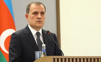 Bayramov: "Ermenistan'a bir kez daha adil ve kalıcı barış teklifimizi sunuyoruz"